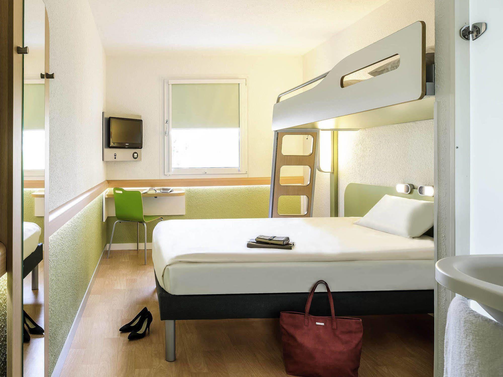 Ibis Budget Lille Ronchin - Stade Pierre Mauroy Exterior foto